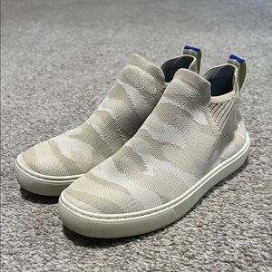 Rothy's Tan and Cream Camo Knit Slip-On high top Sneakers Chelsea boot